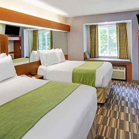 Microtel Inn & Suites By Wyndham Cherokee Exteriör bild